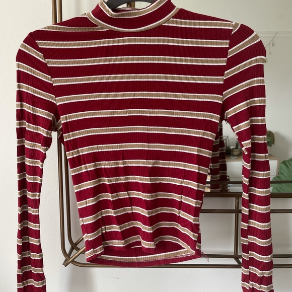 Striped long sleeve mock neck - Picture 2 of 5
